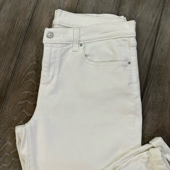 Levi’s Jeans - Picture 2 of 9